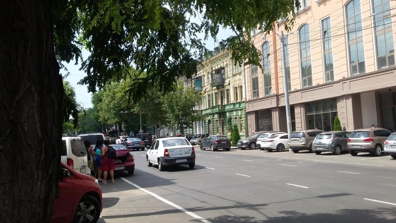 Apartment On Velyka Arnauts'Ka Str Odesa Exterior foto